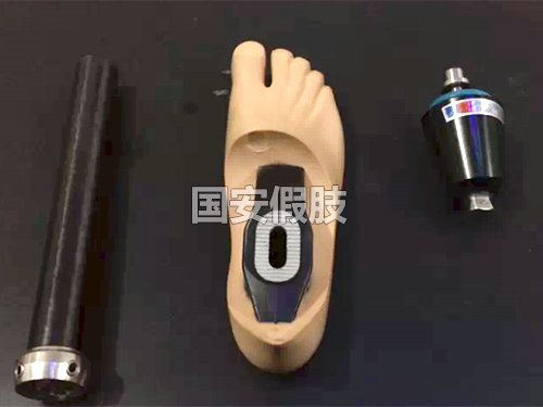 萬(wàn)向腳板